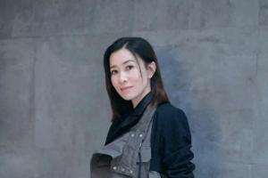TVB视后佘诗曼回应陈年霸凌传闻!霸气反击:忙拍戏没空搞是非